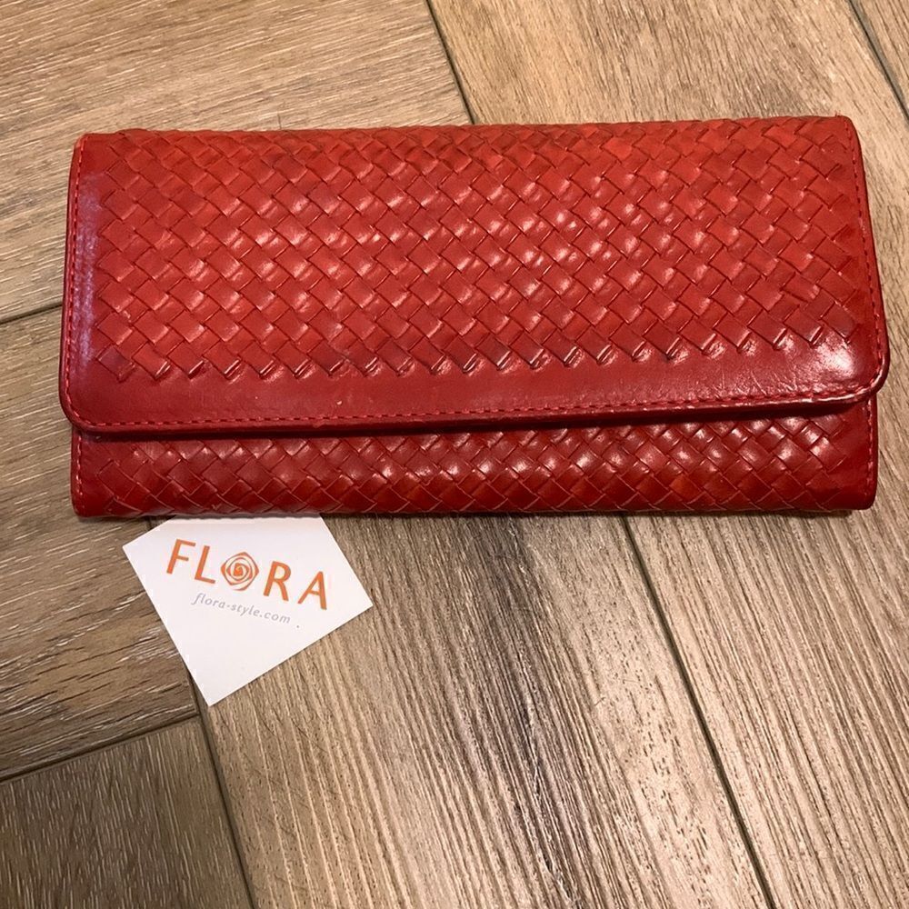 Flora Wallet 